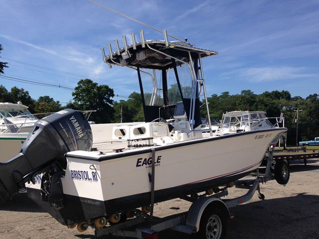 21' 2001 Eagle by Angler - Center Console
